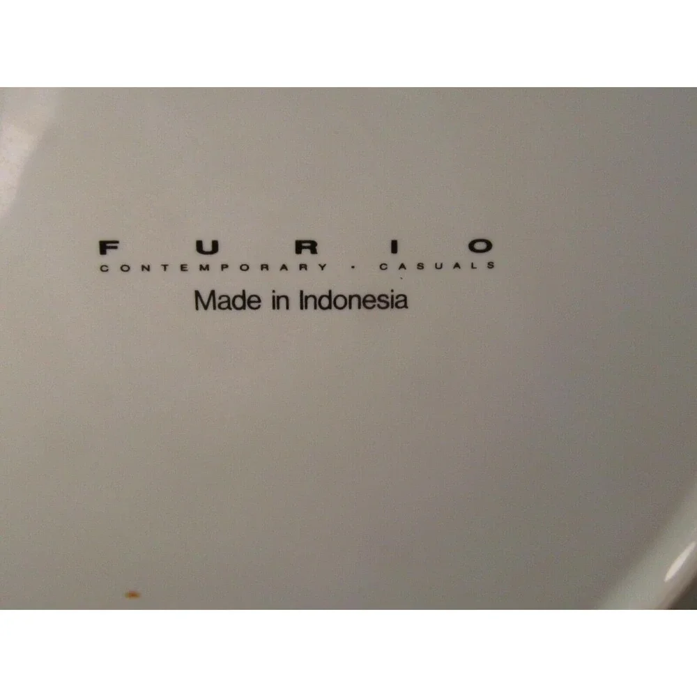 Furio Contemporary Casuals Zoo Animal Dinner Plates bundle of 4